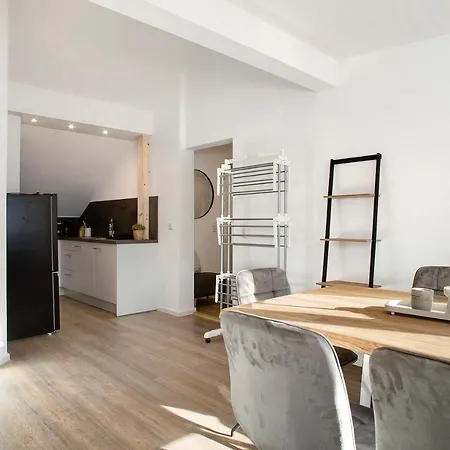 아파트 Seeblick Und Doch Zentral